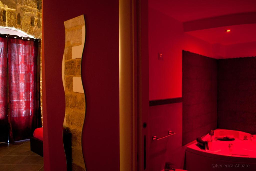 Double Room Spa Bath,42057940:JPEG